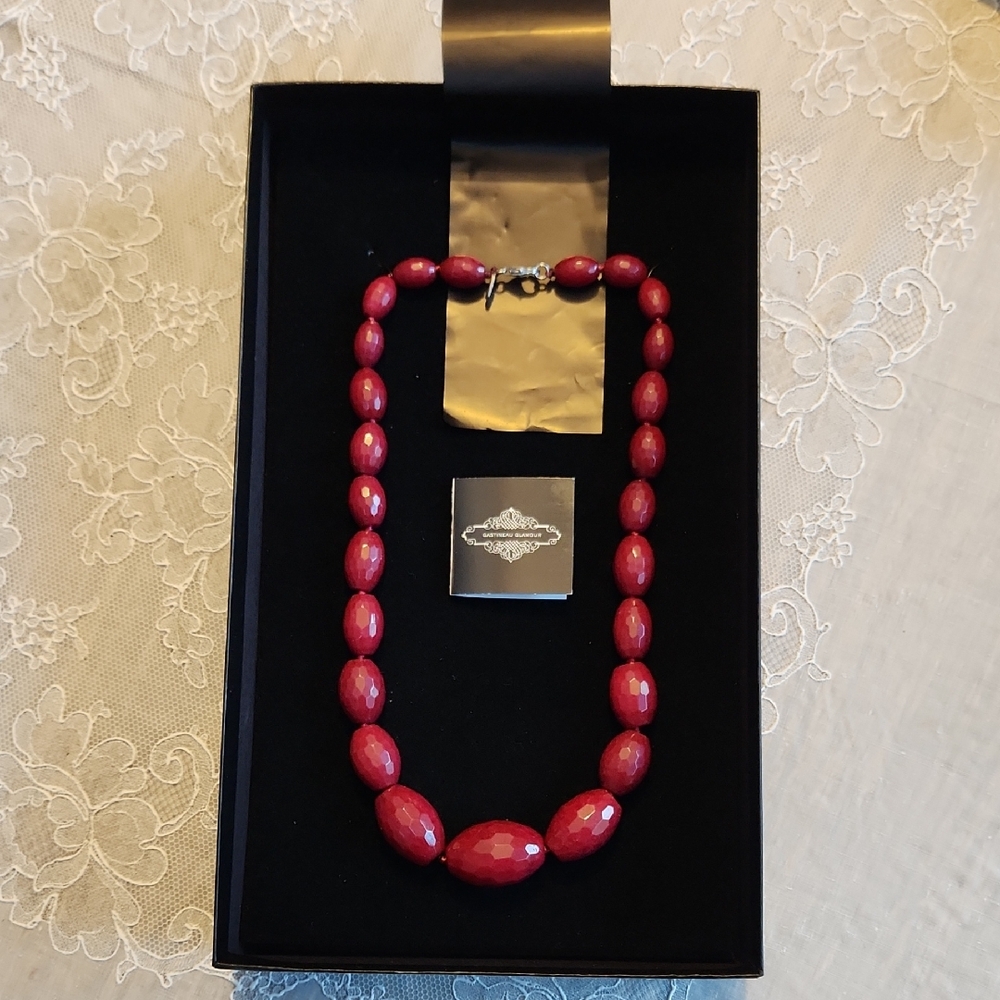 GASTINEAU GLAMOUR Red Beaded Necklace
